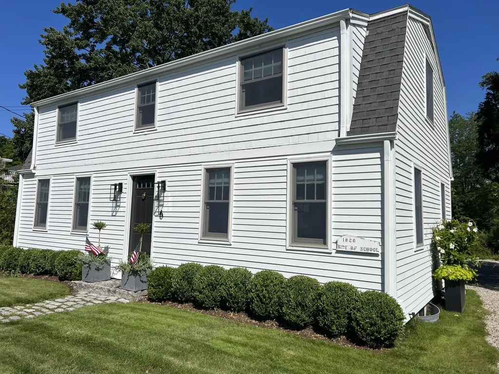 6 School Street Kennebunkport ME 04046