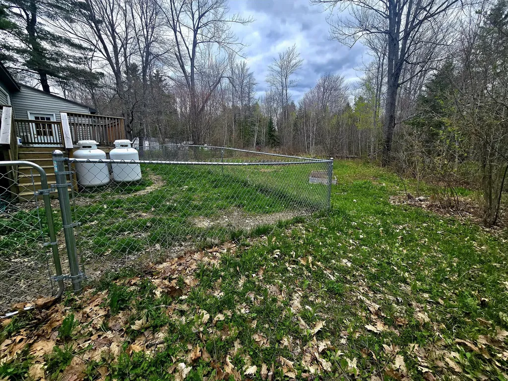 20 Ruth Avenue Hampden ME 04444