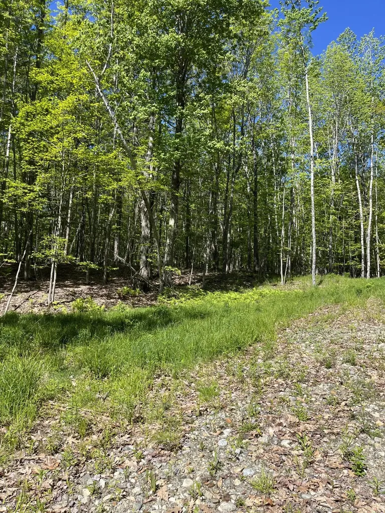 Lot 10 Riverside Road Gardiner ME 04345