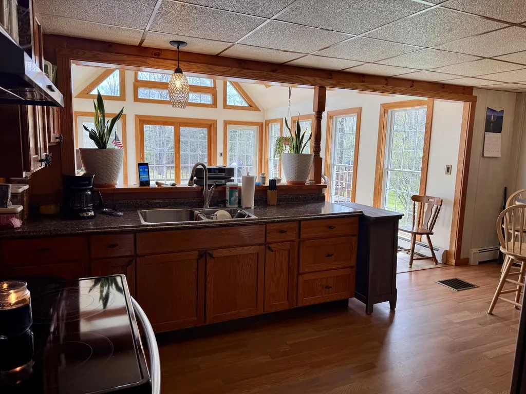 17 Hare Street Avon ME 04966