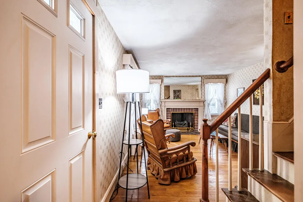 129 Revere Street Portland ME 04103