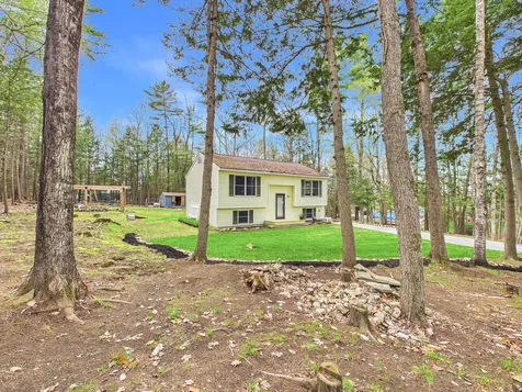 28 Beechwood Drive Winthrop ME 04364