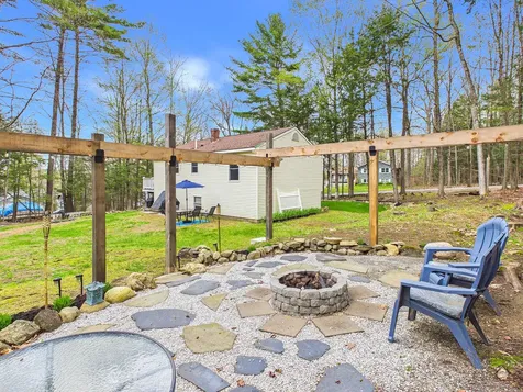 28 Beechwood Drive Winthrop ME 04364