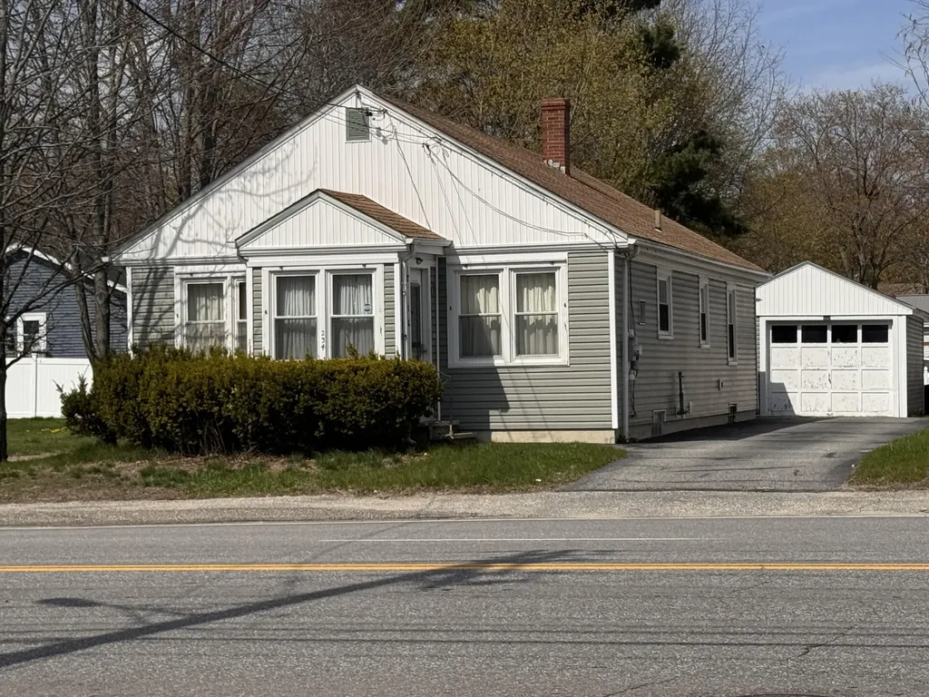 234 Russell Street Lewiston ME 04240