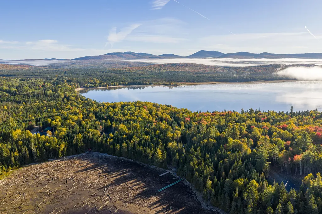 117 Pleasant Island Road Adamstown Twp ME 04970