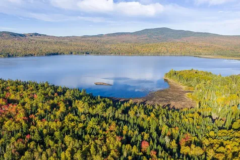 117 Pleasant Island Road Adamstown Twp ME 04970