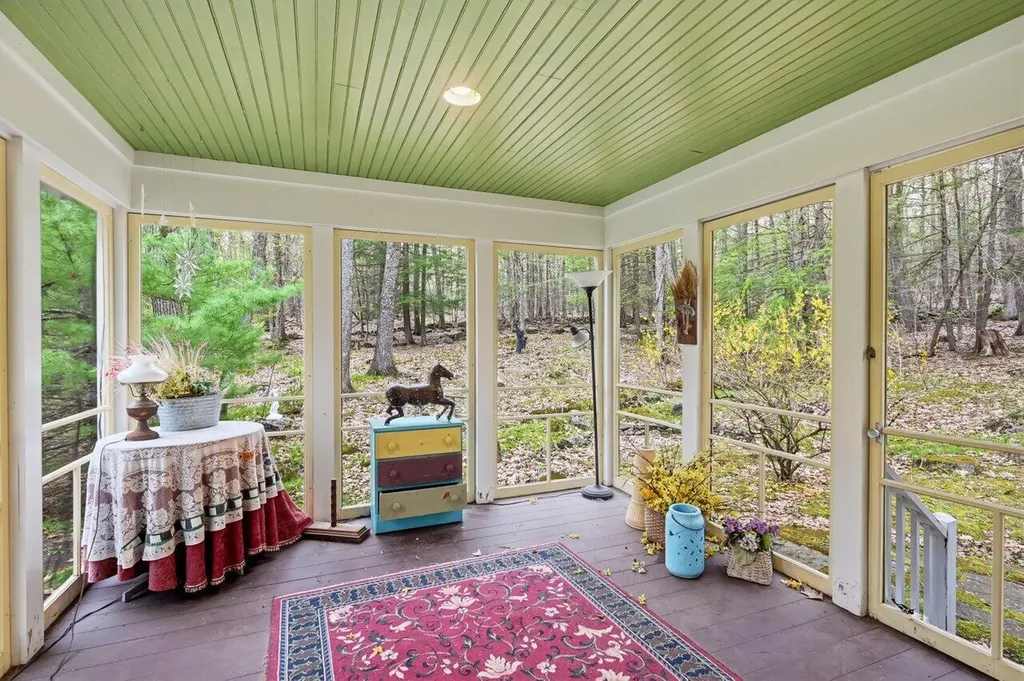 86 Josiah Norton Road York ME 03902