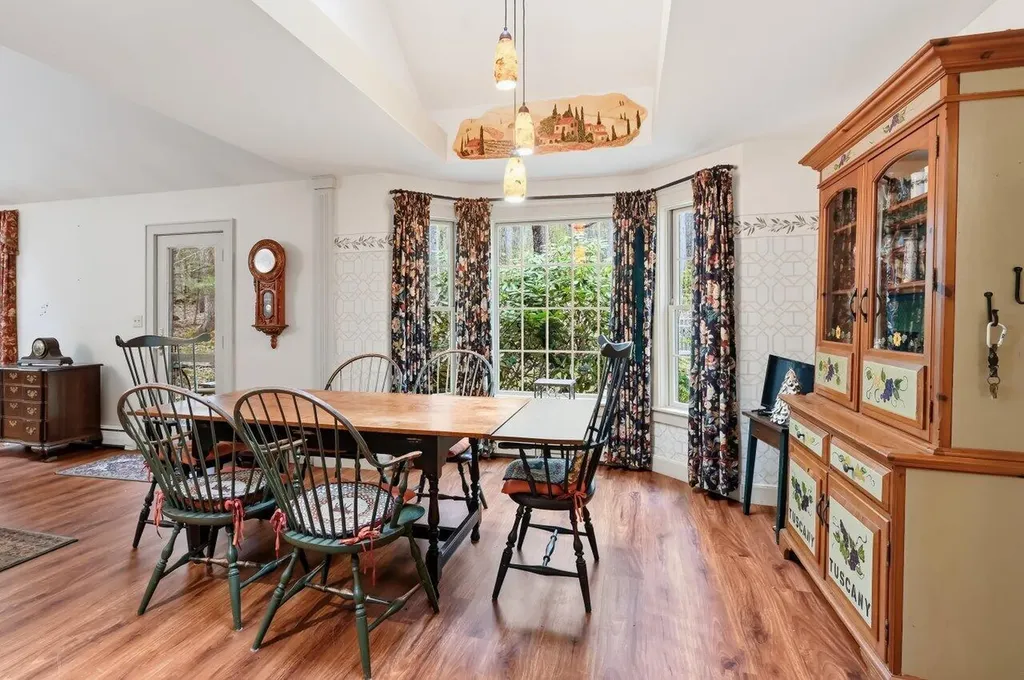 86 Josiah Norton Road York ME 03902