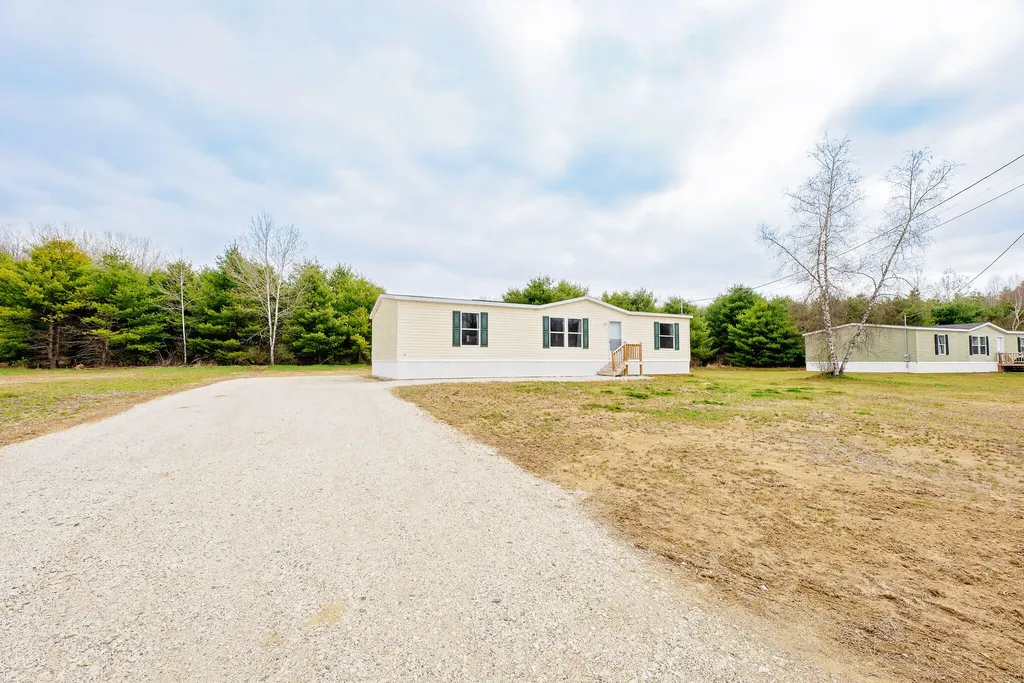 Farmington ME 04938