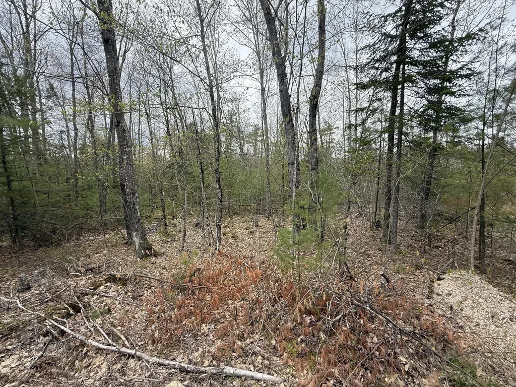M R14 L 42 T M Wentworth Road Lebanon ME 04027