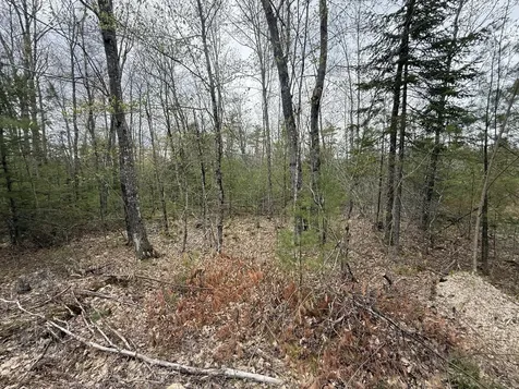 M R14 L 42 T M Wentworth Road Lebanon ME 04027