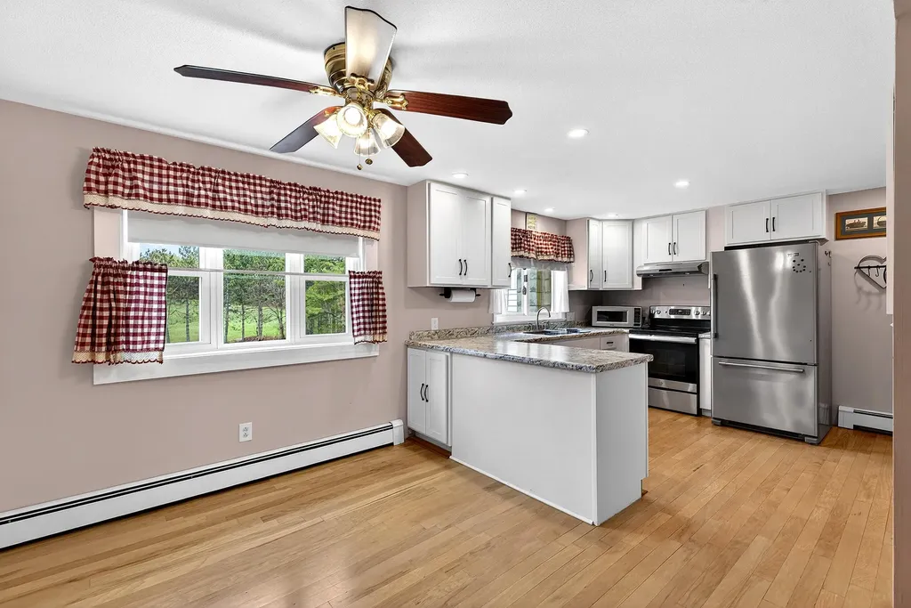 897 Riverside Drive Augusta ME 04330