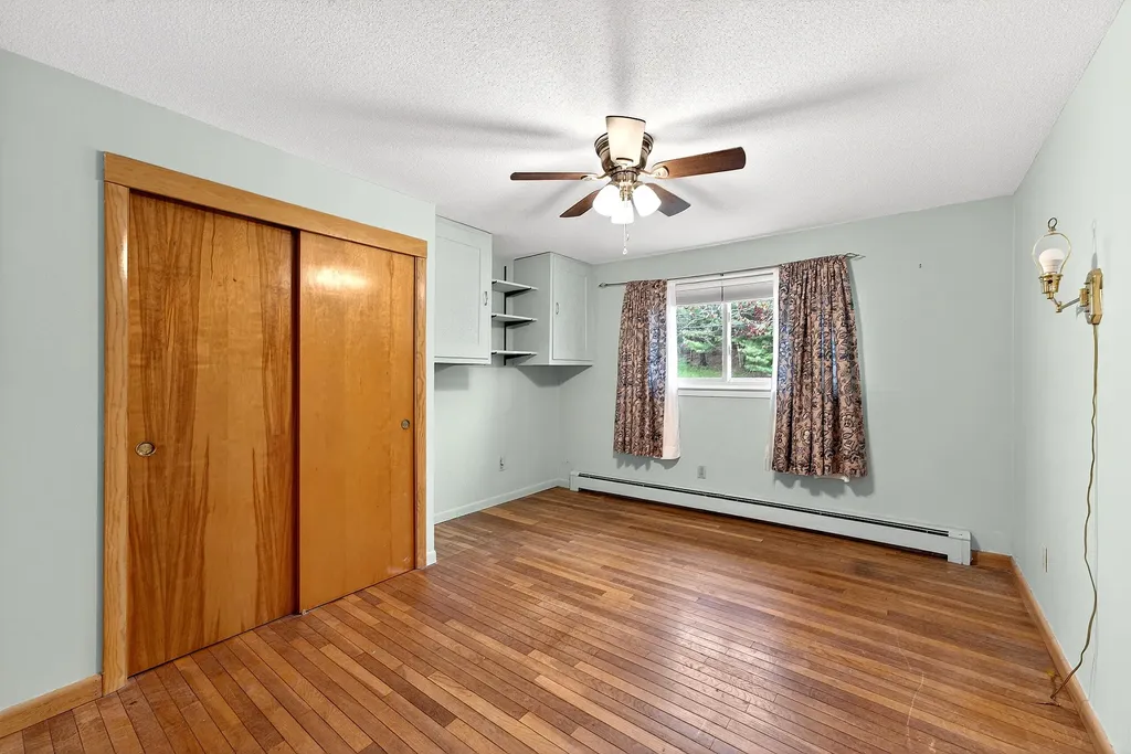 897 Riverside Drive Augusta ME 04330
