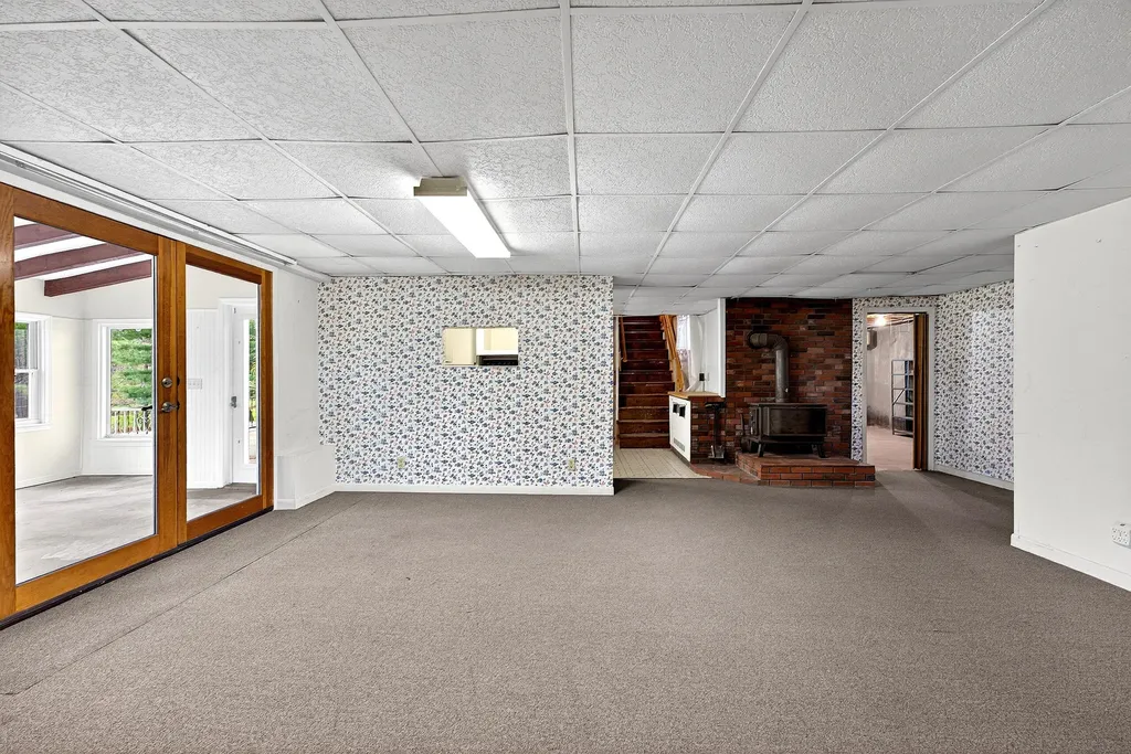 897 Riverside Drive Augusta ME 04330