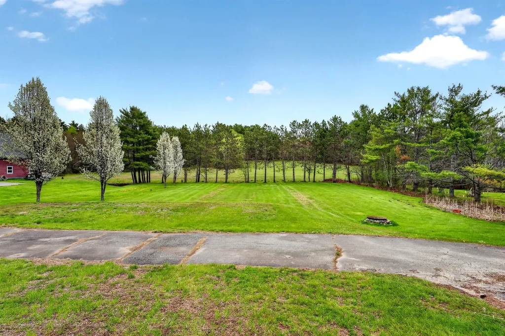 897 Riverside Drive Augusta ME 04330