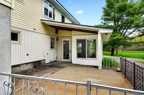 897 Riverside Drive Augusta ME 04330