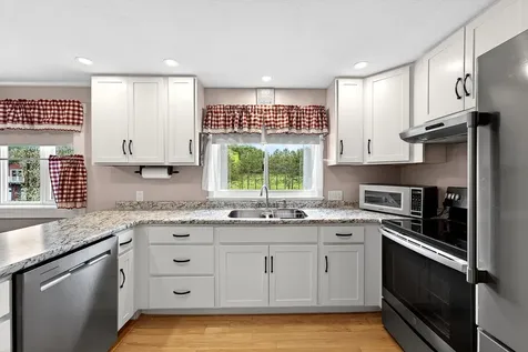 897 Riverside Drive Augusta ME 04330