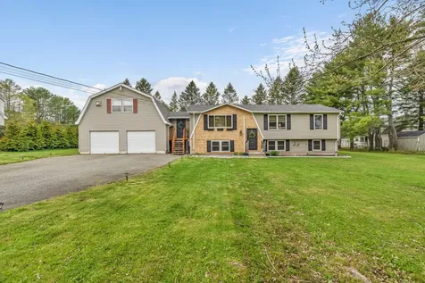 6 Coolidge Avenue Hampden ME 04444