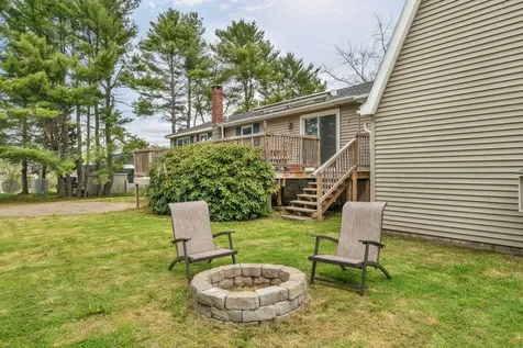 6 Coolidge Avenue Hampden ME 04444