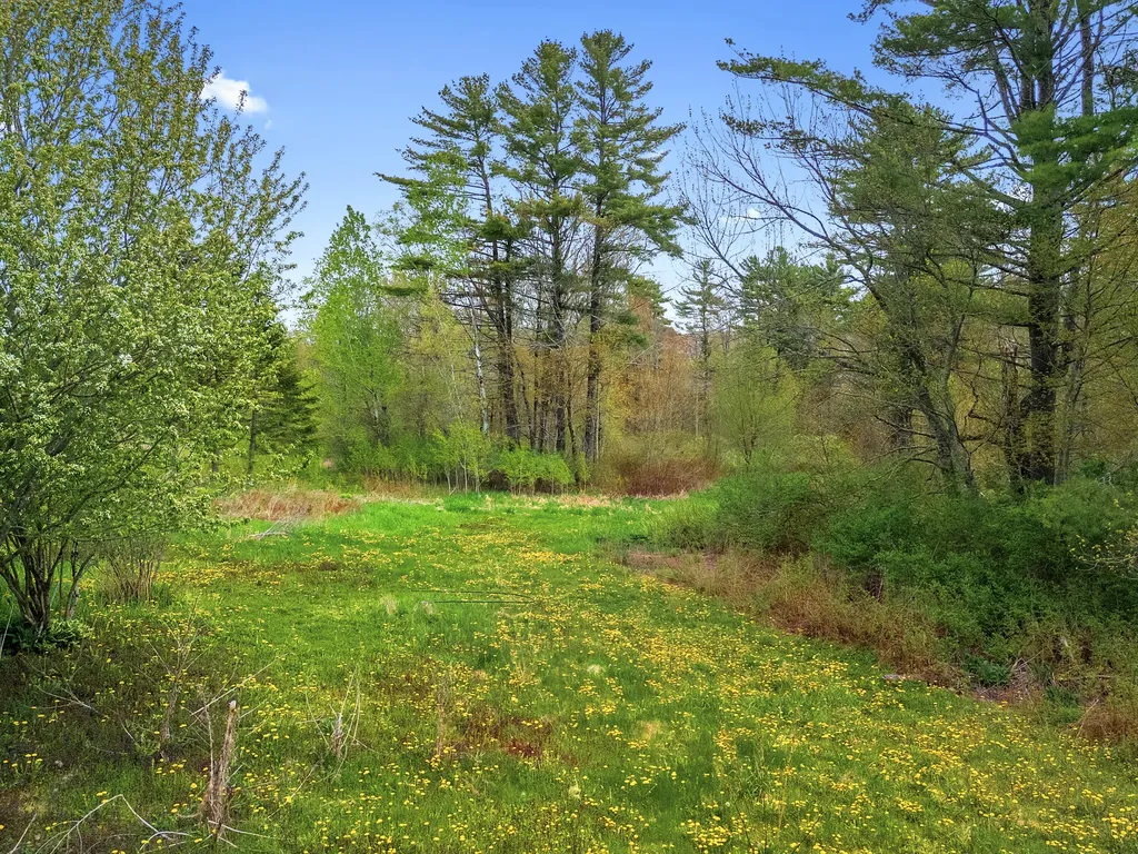 1257 N Pond Road Warren ME 04864