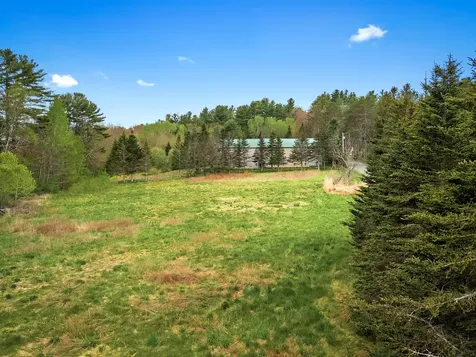1257 N Pond Road Warren ME 04864