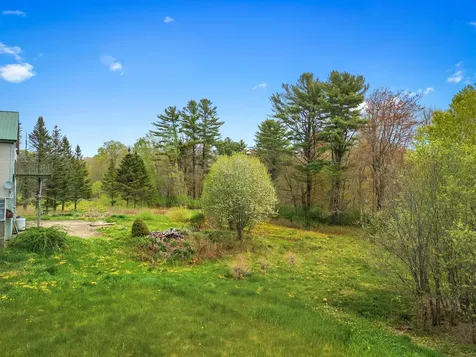 1257 N Pond Road Warren ME 04864