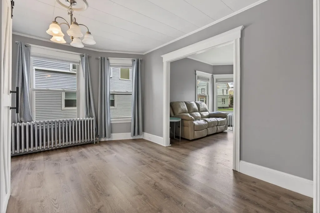 923 Broadway South Portland ME 04106