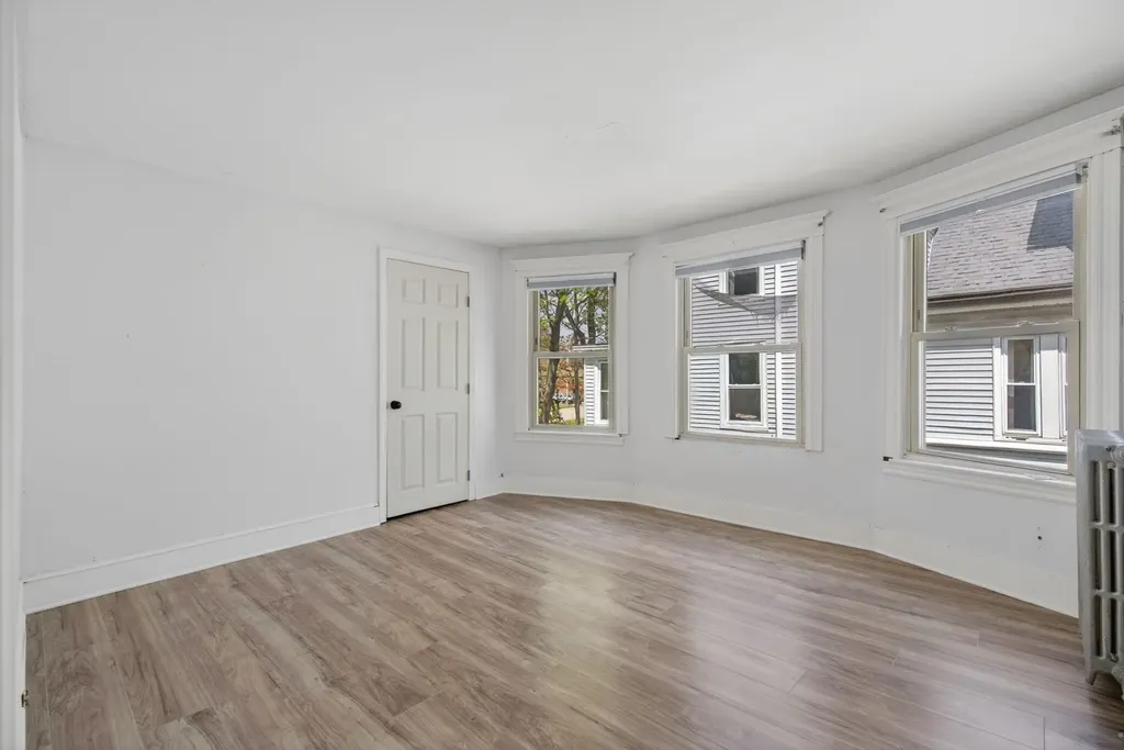 923 Broadway South Portland ME 04106