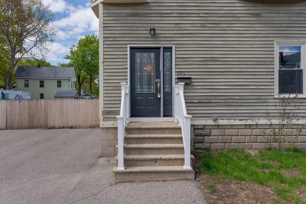 923 Broadway South Portland ME 04106