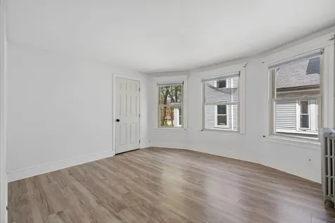 923 Broadway South Portland ME 04106