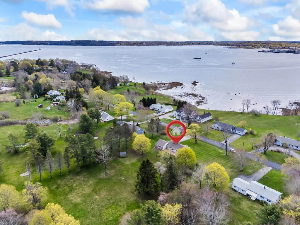 12 Samoset Road Rockland ME 04841