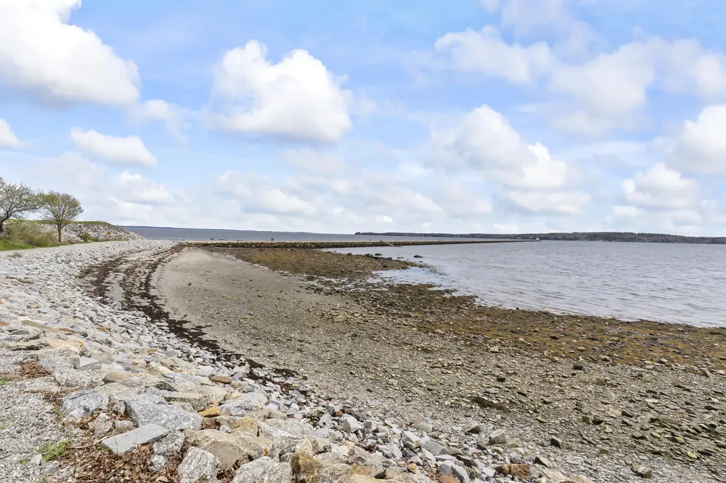 12 Samoset Road Rockland ME 04841