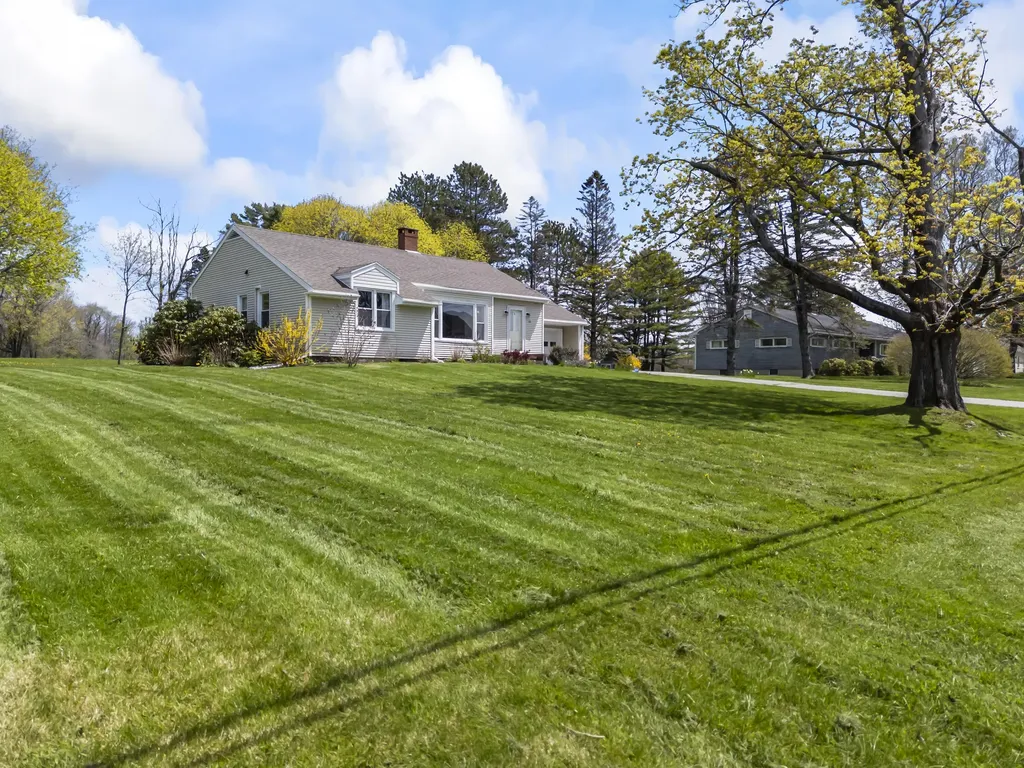 12 Samoset Road Rockland ME 04841