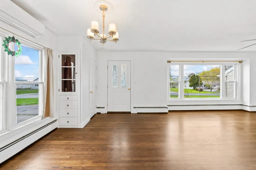 12 Samoset Road Rockland ME 04841