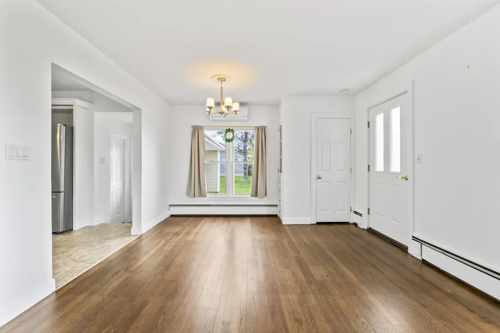 12 Samoset Road Rockland ME 04841