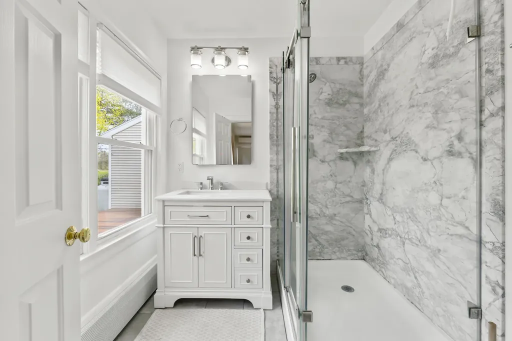 12 Samoset Road Rockland ME 04841