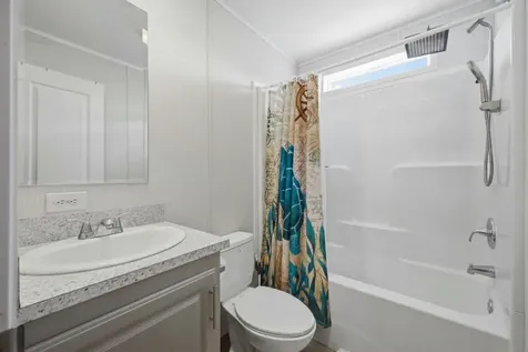 52 Oxbow Drive Lewiston ME 04240