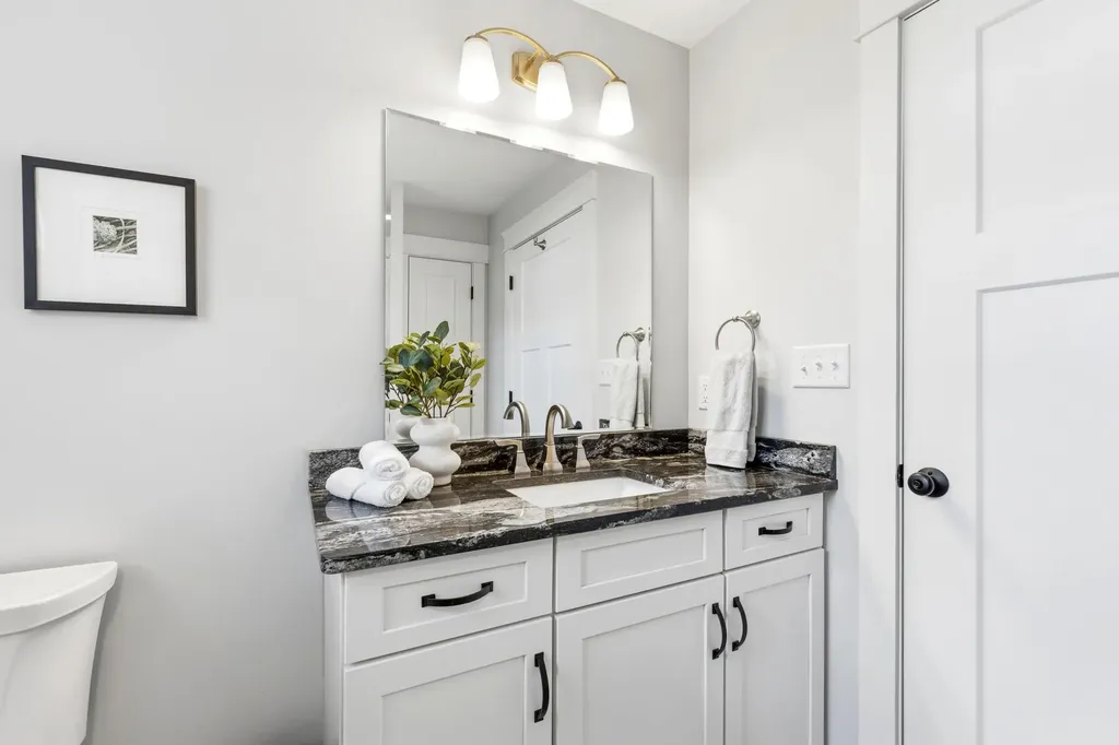 14 Theresa Masse Lane Scarborough ME 04074