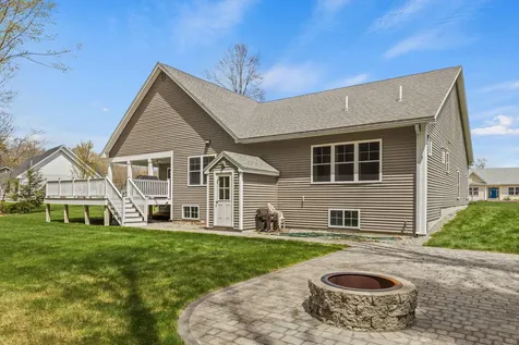 14 Theresa Masse Lane Scarborough ME 04074