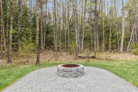 14 Theresa Masse Lane Scarborough ME 04074