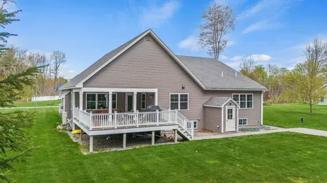14 Theresa Masse Lane Scarborough ME 04074