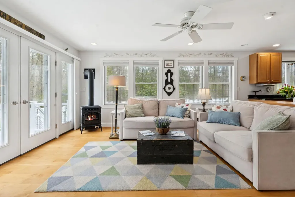 20 Rachel Drive Kennebunk ME 04043