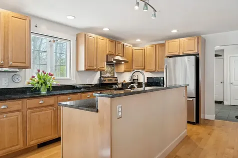 20 Rachel Drive Kennebunk ME 04043