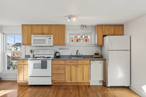 29 Parris Street Portland ME 04101