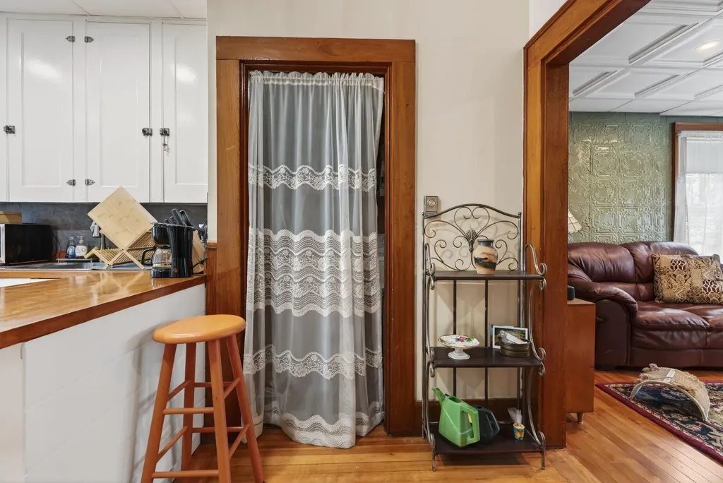 4 Highland Street Biddeford ME 04005