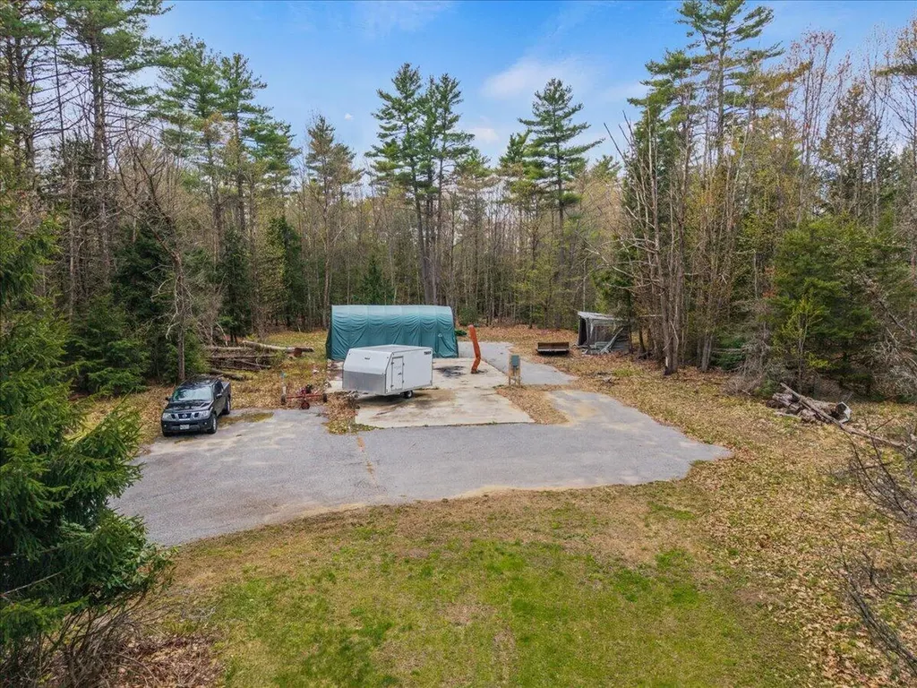 157 Long Plains Road Buxton ME 04093