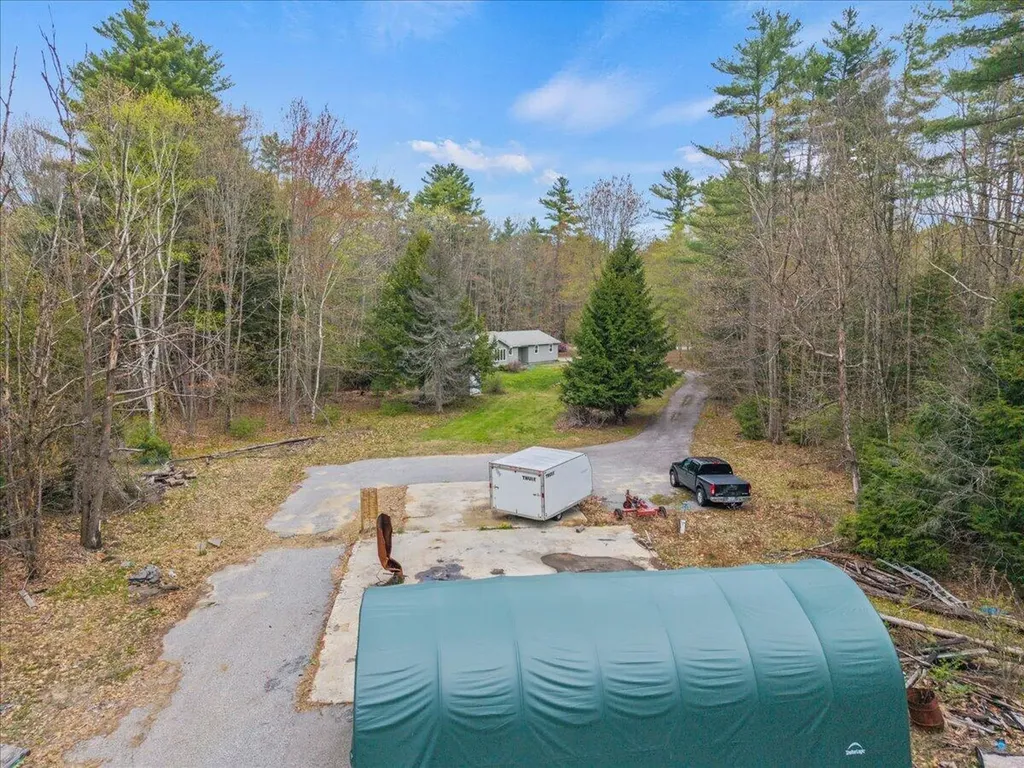 157 Long Plains Road Buxton ME 04093