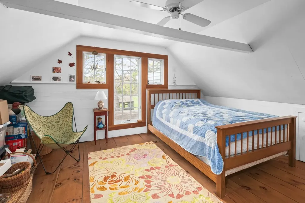 16 Gowen Lane York ME 03909