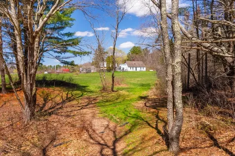 16 Gowen Lane York ME 03909