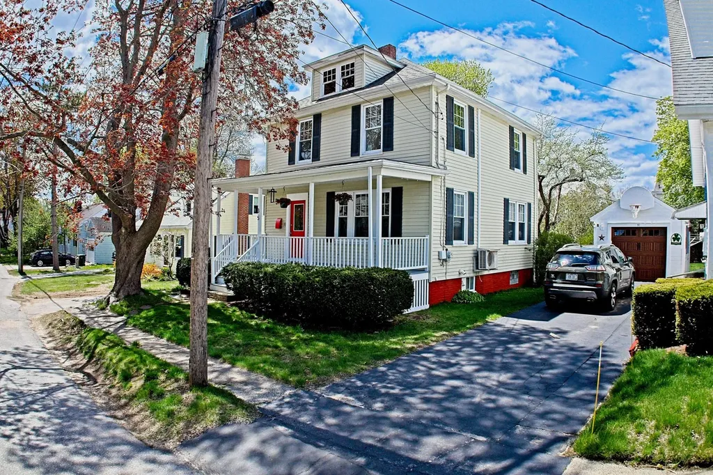 35 Strathmore Road South Portland ME 04106